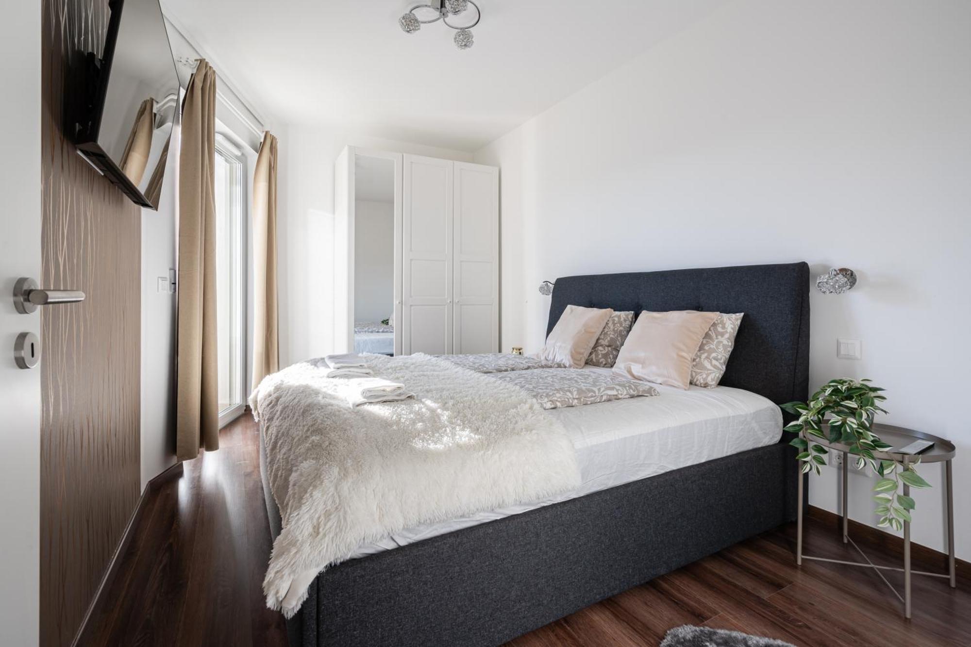 Aron Apartment *
